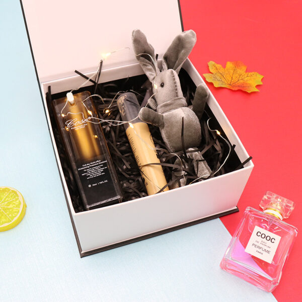 Clamshell Gift Box Lipstick Cosmetics White Packaging Box Square Gift Box - Image 8