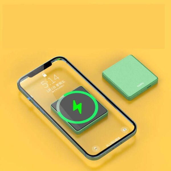 Convenient Mini Magnetic Wireless Power Bank - Image 5