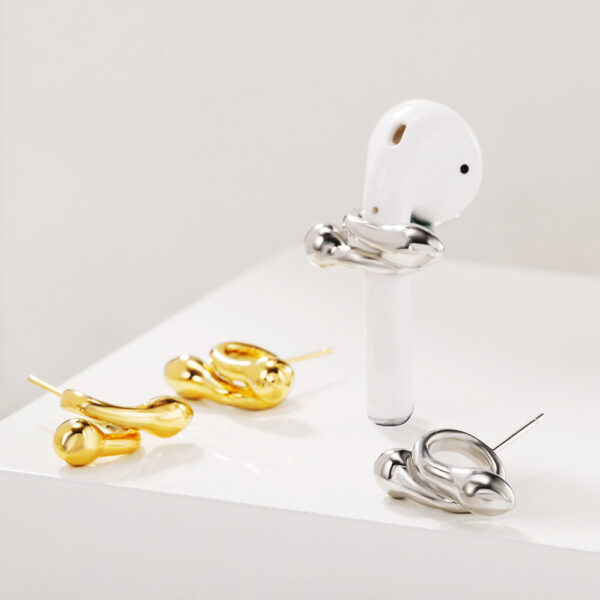 Personalized Snake-Shaped Embracing Earphone Anti-Lost Earrings - Image 5