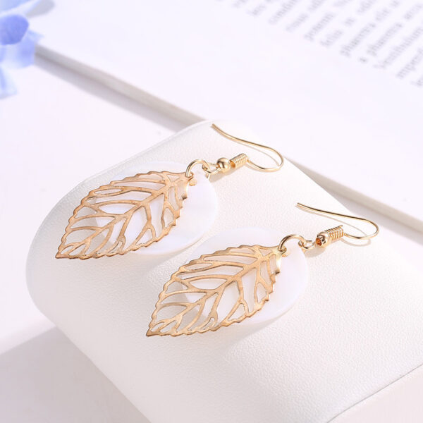 All-match Geometric Earrings Natural Shell Leaf Combination Earrings Earrings Earrings - Image 3