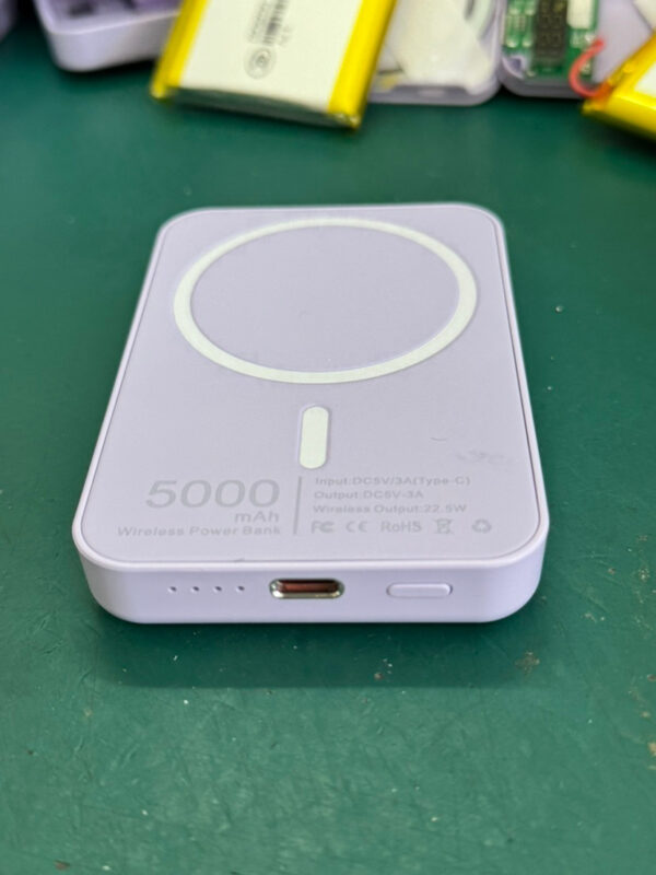 Magnetic Wireless Charger Electric Treasure Wireless Charger Portable Power Source Foot 5000MA - Image 7