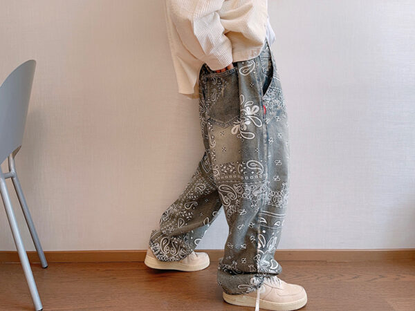 Retro Pu Shuai Worn Looking Washed-out Cashew Flower Loose Profile Jeans For Men - Image 9