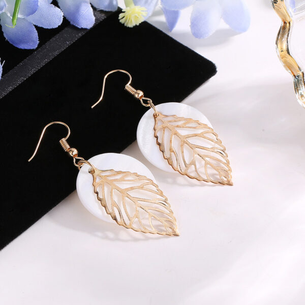 All-match Geometric Earrings Natural Shell Leaf Combination Earrings Earrings Earrings - Image 2