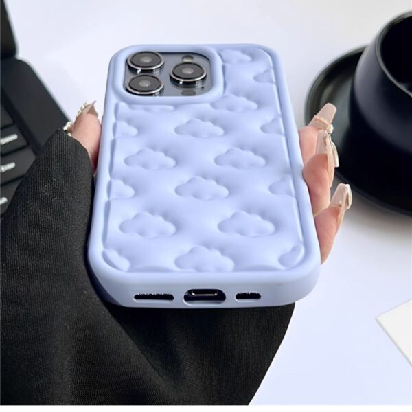 Hand Oil Three-dimensional Cloud Phone Case - Image 4