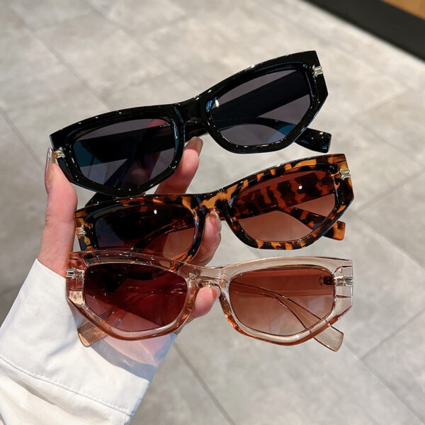 Women's Fashion Street Photography Anti-UV Sunglasses - Image 5